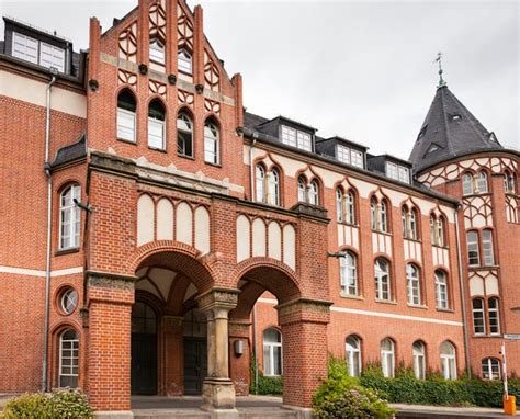 medical school of berlin